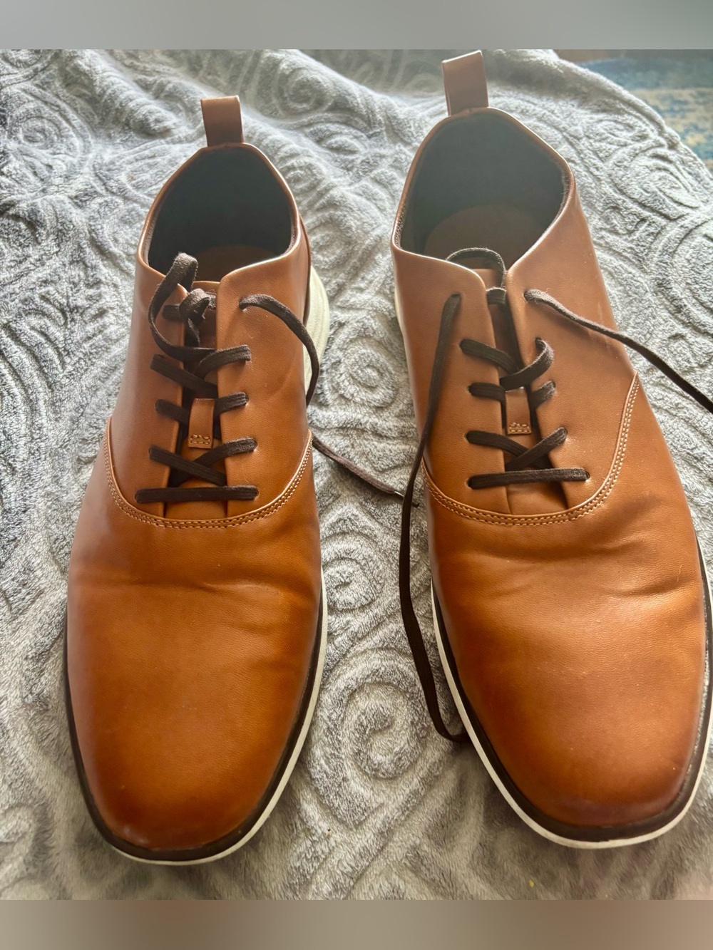 Men's Brown Leather Derby Shoes — Casual to Smart-Casual